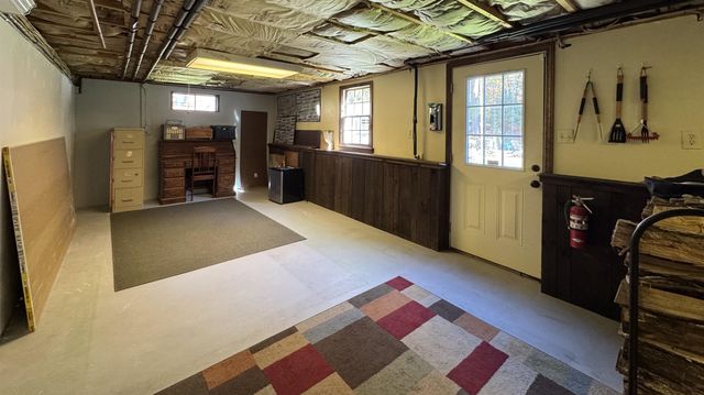 91 Ball Road, Kingston, NH 03848