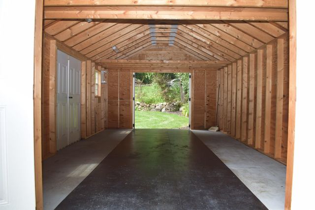 91 Ball Road, Kingston, NH 03848
