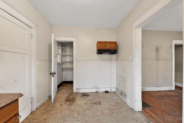 493 Pedretti Avenue, Delhi Twp, OH 45238