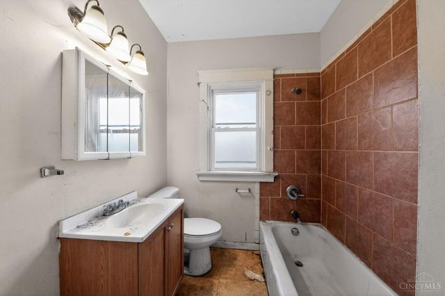 493 Pedretti Avenue, Delhi Twp, OH 45238