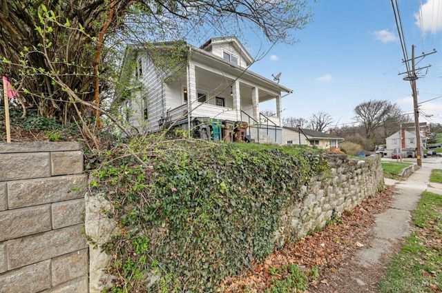 493 Pedretti Avenue, Delhi Twp, OH 45238