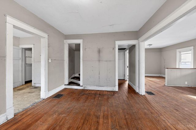 493 Pedretti Avenue, Delhi Twp, OH 45238