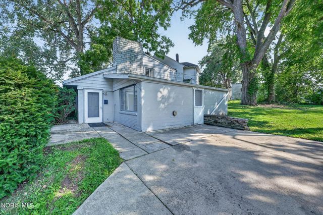 2669 Greenway Street, Toledo, OH 43607