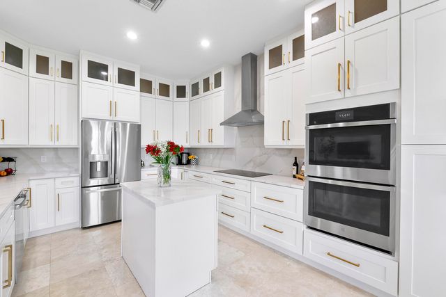 7508 NW 117th Lane, Parkland, FL 33076
