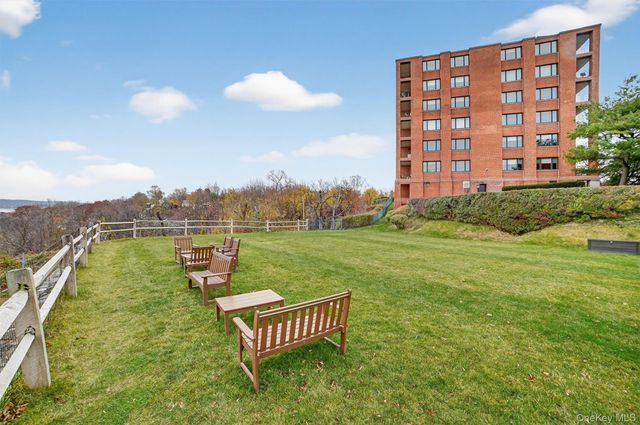 16 Rockledge Avenue 5L-2, Ossining, NY 10562