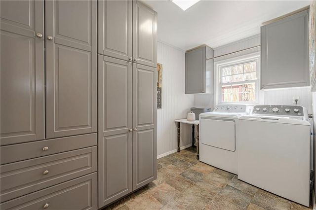 220 Saddle Lake Drive, Roswell, GA 30076