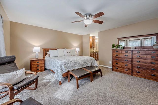 220 Saddle Lake Drive, Roswell, GA 30076