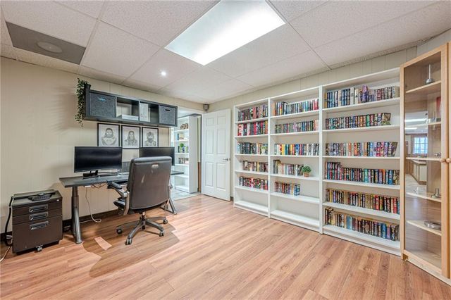 220 Saddle Lake Drive, Roswell, GA 30076