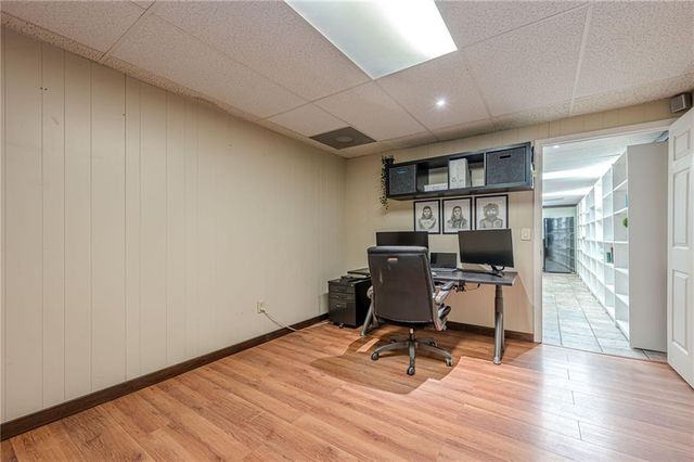 220 Saddle Lake Drive, Roswell, GA 30076