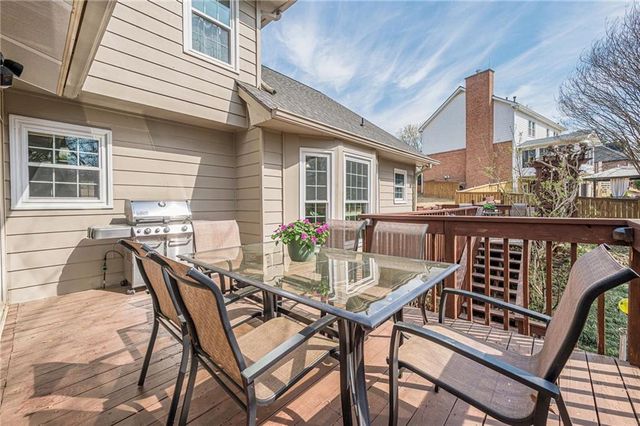 220 Saddle Lake Drive, Roswell, GA 30076