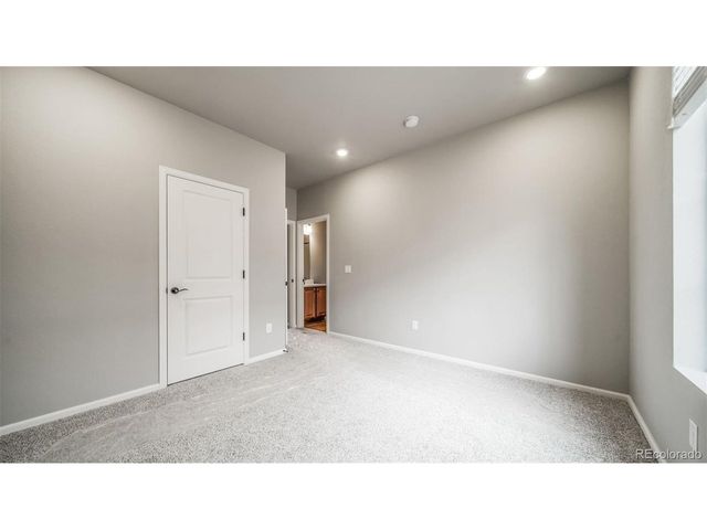 4858 N Sicily Ct, Aurora, CO 80019