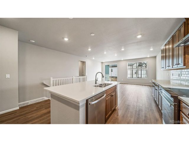 4858 N Sicily Ct, Aurora, CO 80019