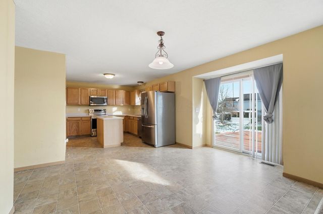 11760 Chanticleer Drive NW, Pickerington, OH 43147