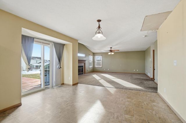 11760 Chanticleer Drive NW, Pickerington, OH 43147