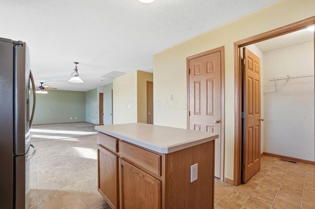 11760 Chanticleer Drive NW, Pickerington, OH 43147