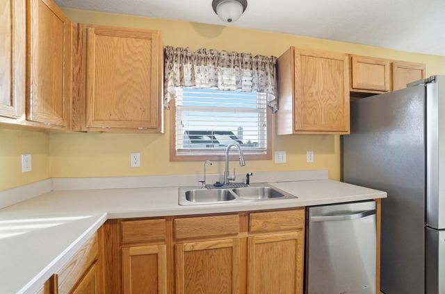 11760 Chanticleer Drive NW, Pickerington, OH 43147