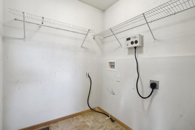 11760 Chanticleer Drive NW, Pickerington, OH 43147