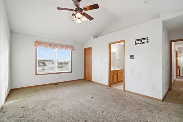 11760 Chanticleer Drive NW, Pickerington, OH 43147