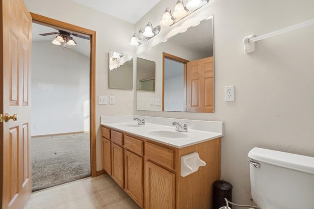 11760 Chanticleer Drive NW, Pickerington, OH 43147