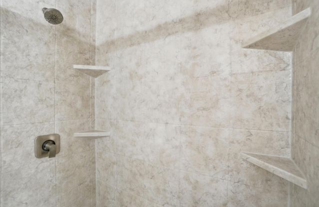 11760 Chanticleer Drive NW, Pickerington, OH 43147