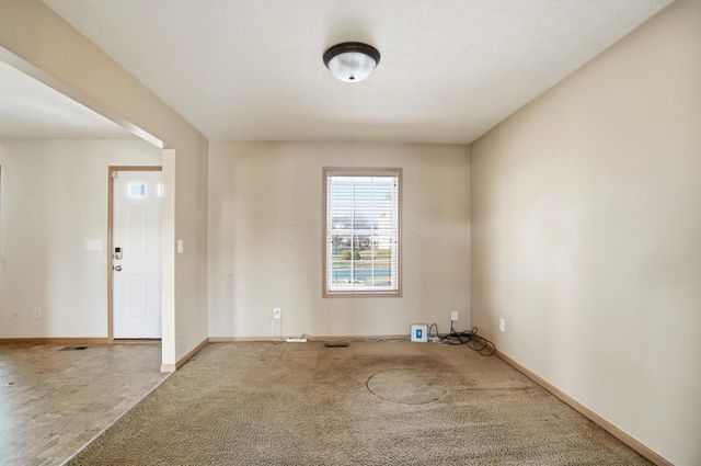 11760 Chanticleer Drive NW, Pickerington, OH 43147