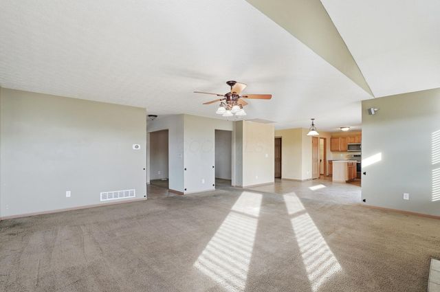 11760 Chanticleer Drive NW, Pickerington, OH 43147