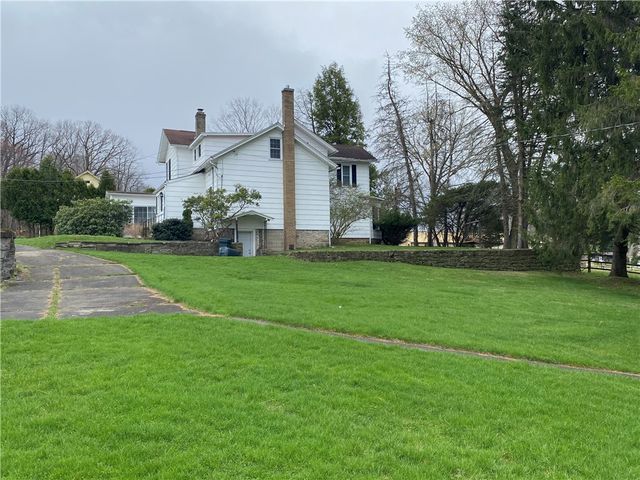 147 Warren Rd, Franklin, PA 16323