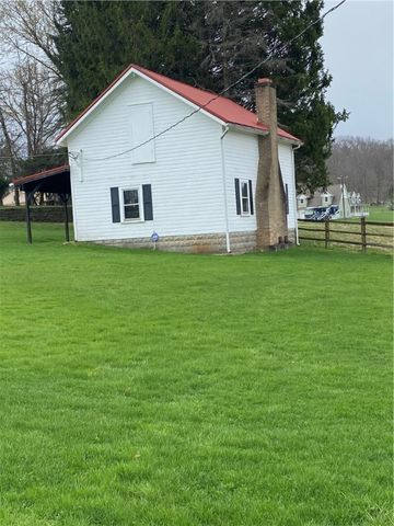 147 Warren Rd, Franklin, PA 16323
