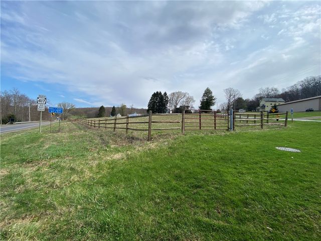 147 Warren Rd, Franklin, PA 16323
