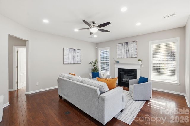 226 Hawks Creek Parkway, Fort Mill, SC 29708