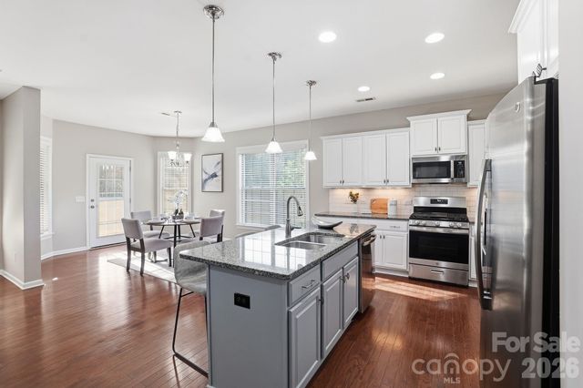 226 Hawks Creek Parkway, Fort Mill, SC 29708