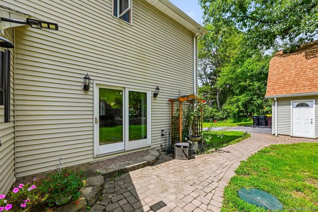 328 Big Island Road, Florida, NY 10921