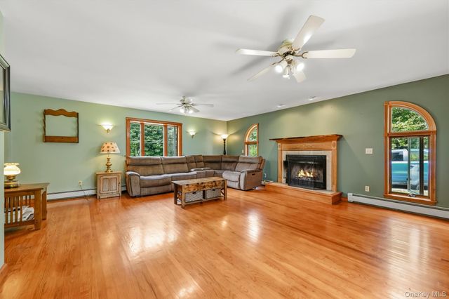 328 Big Island Road, Florida, NY 10921