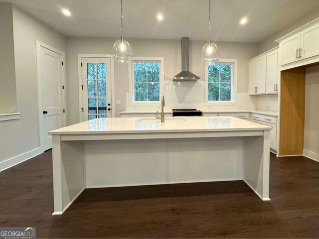 615 Firefly Circle 37, Alpharetta, GA 30009