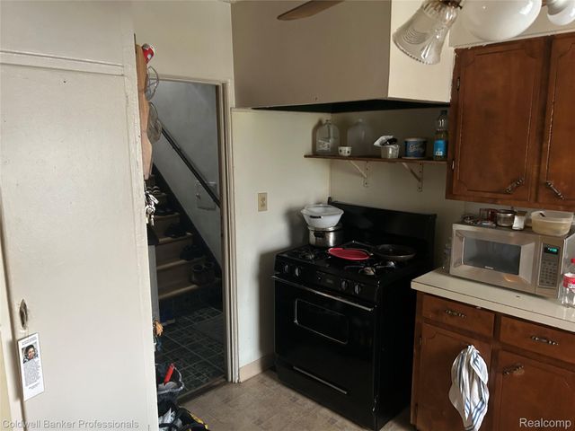 638 E Pasadena Avenue, Flint, MI 48505