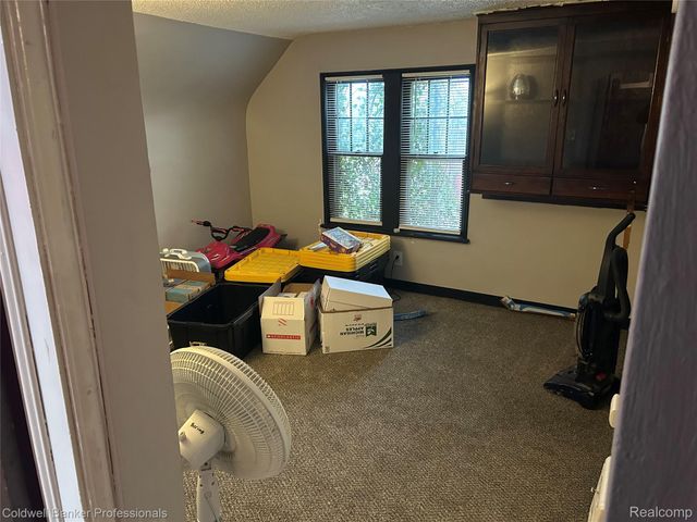 638 E Pasadena Avenue, Flint, MI 48505