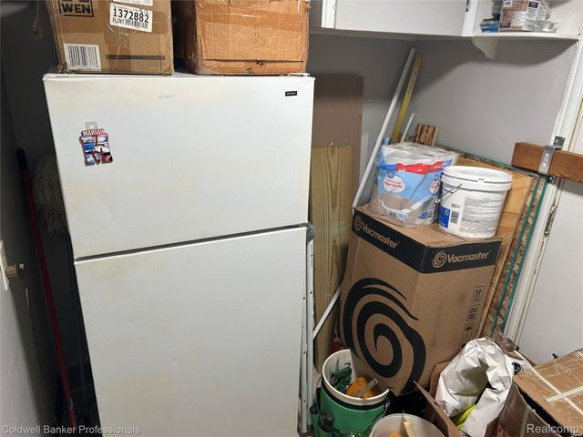 638 E Pasadena Avenue, Flint, MI 48505