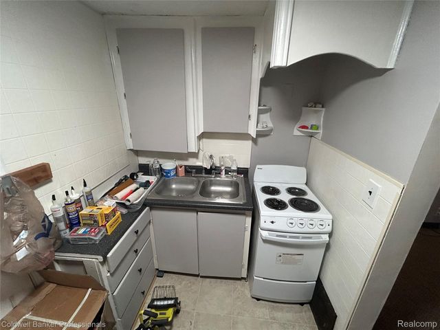 638 E Pasadena Avenue, Flint, MI 48505