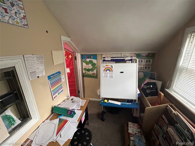 638 E Pasadena Avenue, Flint, MI 48505