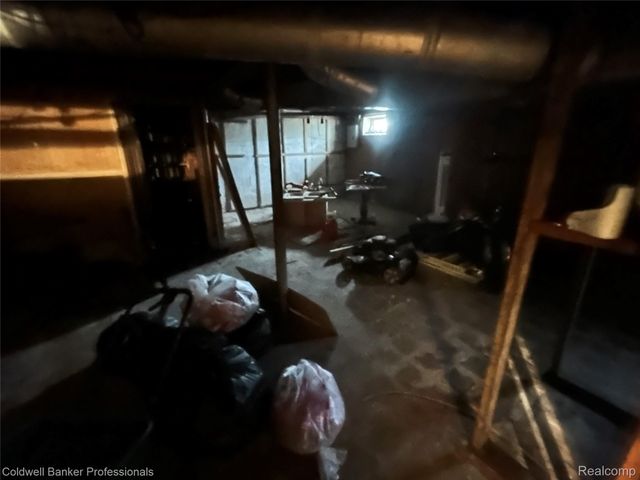 638 E Pasadena Avenue, Flint, MI 48505