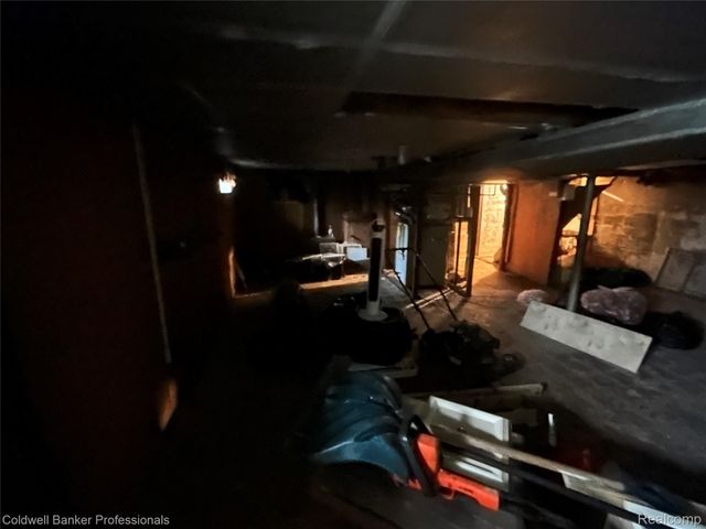 638 E Pasadena Avenue, Flint, MI 48505