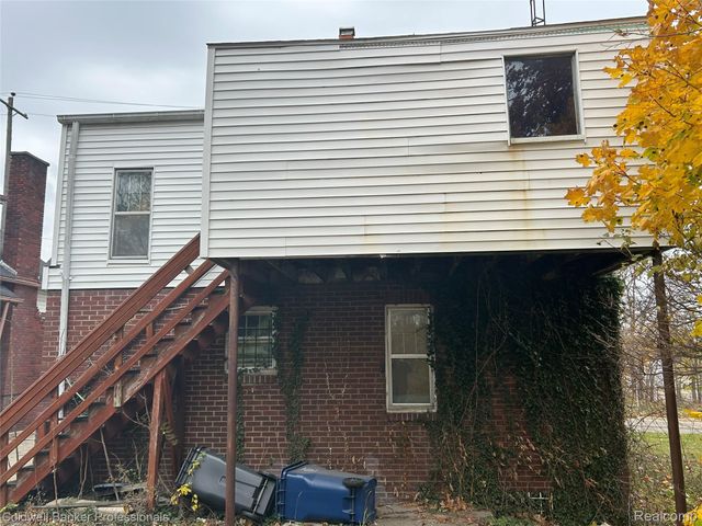 638 E Pasadena Avenue, Flint, MI 48505