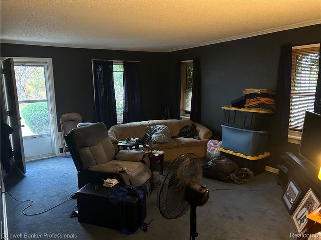 638 E Pasadena Avenue, Flint, MI 48505