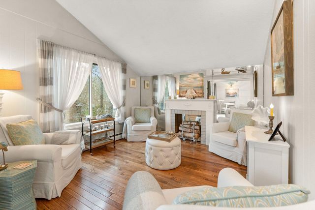 251 Shore Drive UNIT B1, Mashpee, MA 02649