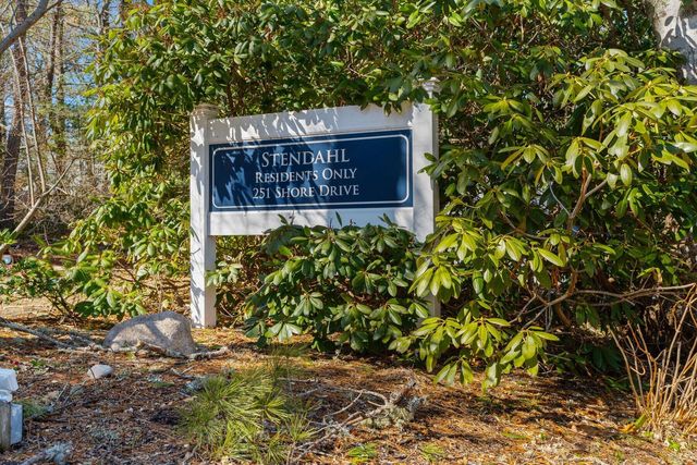 251 Shore Drive UNIT B1, Mashpee, MA 02649