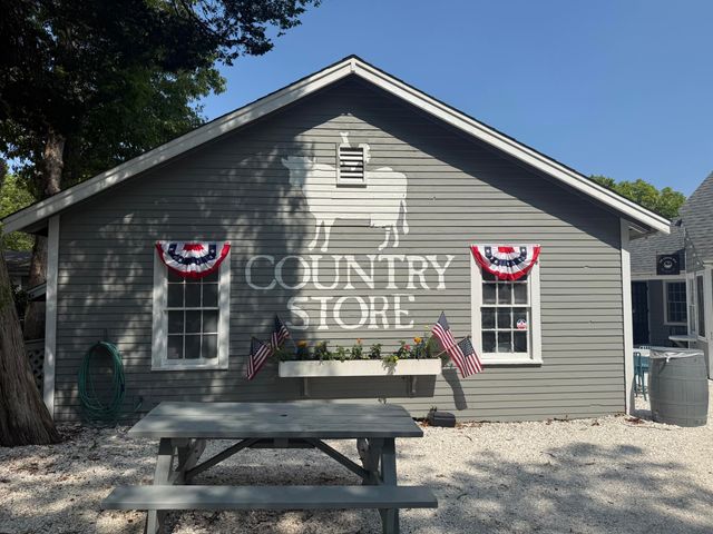 251 Shore Drive UNIT B1, Mashpee, MA 02649