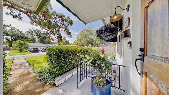 4020 QUEEN STREET N, St Petersburg, FL 33714