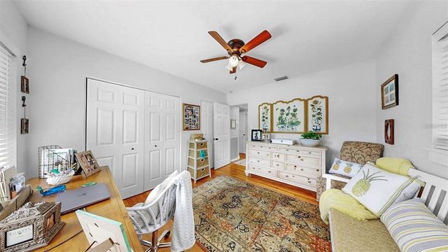 4020 QUEEN STREET N, St Petersburg, FL 33714