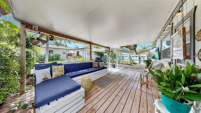 4020 QUEEN STREET N, St Petersburg, FL 33714