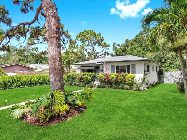 4020 QUEEN STREET N, St Petersburg, FL 33714